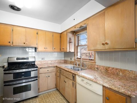 Tiny photo for 5932 N Keating Avenue, Chicago, IL 60646 (MLS # 12552124)