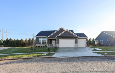 Photo of 41 Brookstone Circle, Bloomington, IL 61704 (MLS # 12529994)