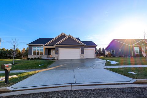 Tiny photo for 41 Brookstone Circle, Bloomington, IL 61704 (MLS # 12529994)