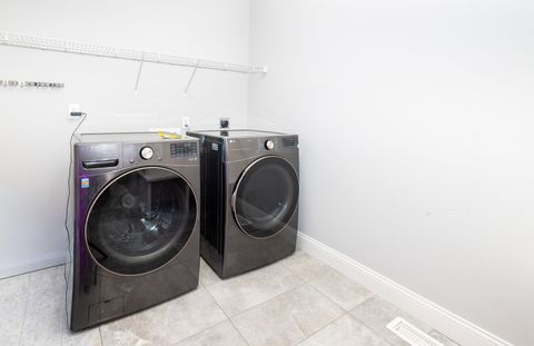 Tiny photo for 41 Brookstone Circle, Bloomington, IL 61704 (MLS # 12529994)