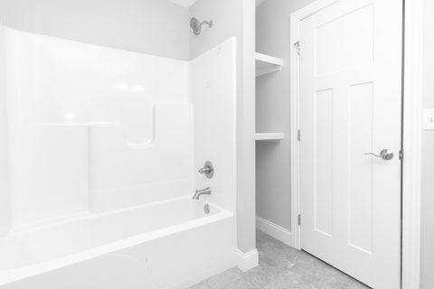 Tiny photo for 41 Brookstone Circle, Bloomington, IL 61704 (MLS # 12529994)