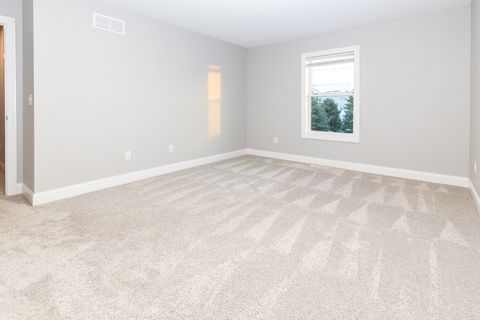 Tiny photo for 41 Brookstone Circle, Bloomington, IL 61704 (MLS # 12529994)
