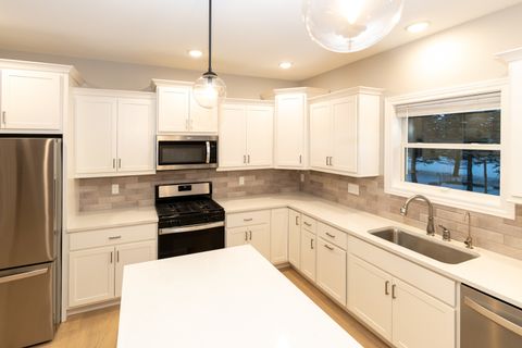 Tiny photo for 41 Brookstone Circle, Bloomington, IL 61704 (MLS # 12529994)