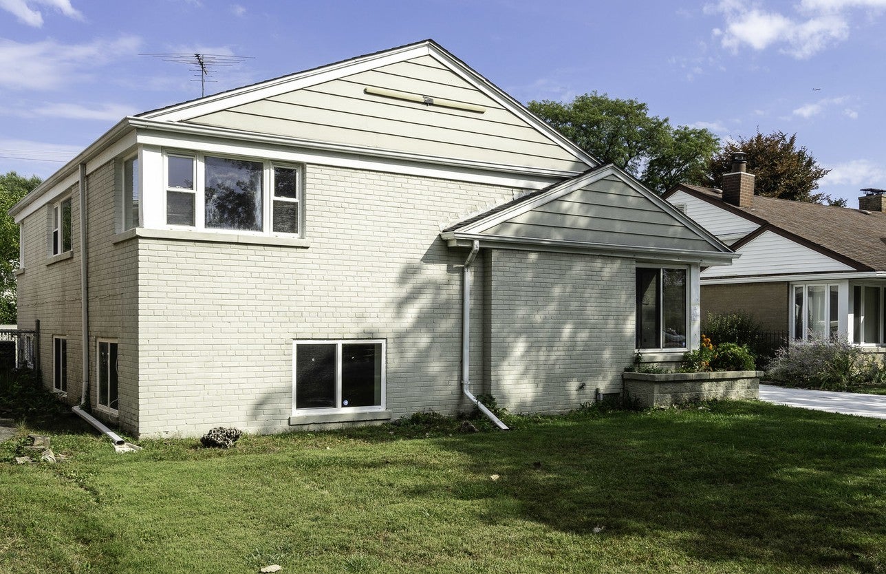 7261 N East Prairie Road