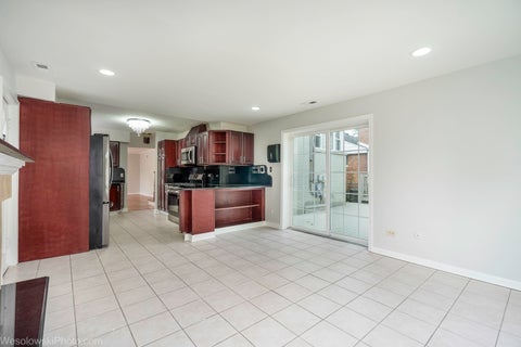 Tiny photo for 7261 N East Prairie Road, Lincolnwood, IL 60712 (MLS # 12761928)