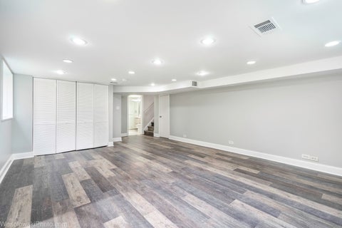 Tiny photo for 7261 N East Prairie Road, Lincolnwood, IL 60712 (MLS # 12761928)