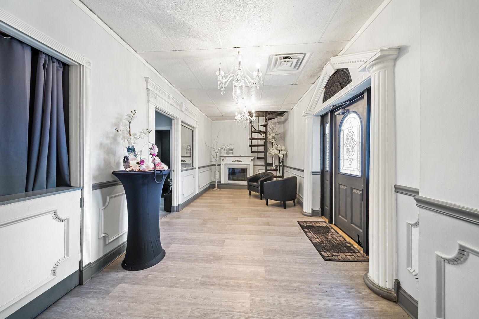 6155 W FULLERTON Avenue