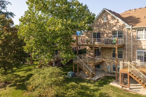 Tiny photo for 1316 Christine Court, Vernon Hills, IL 60061 (MLS # 12518470)