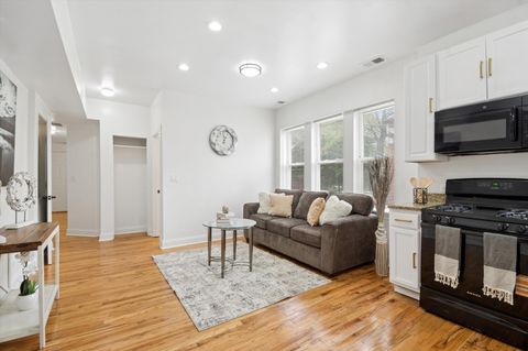 Tiny photo for Chicago, IL 60625 (MLS # 12640560)