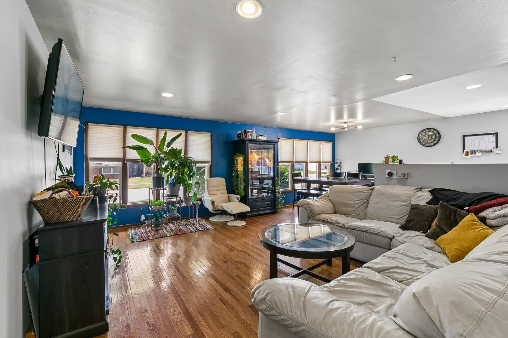 238 S Walnut Street