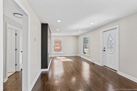 Tiny photo for 1043 Marshall Avenue, Bellwood, IL 60104 (MLS # 12581861)