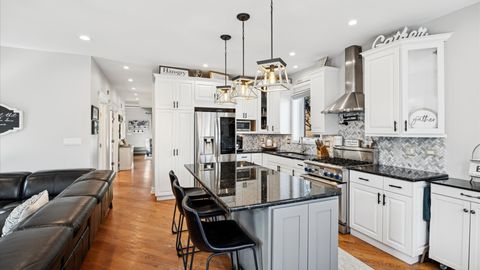 Tiny photo for 7221 N Octavia Avenue, Chicago, IL 60631 (MLS # 12506868)