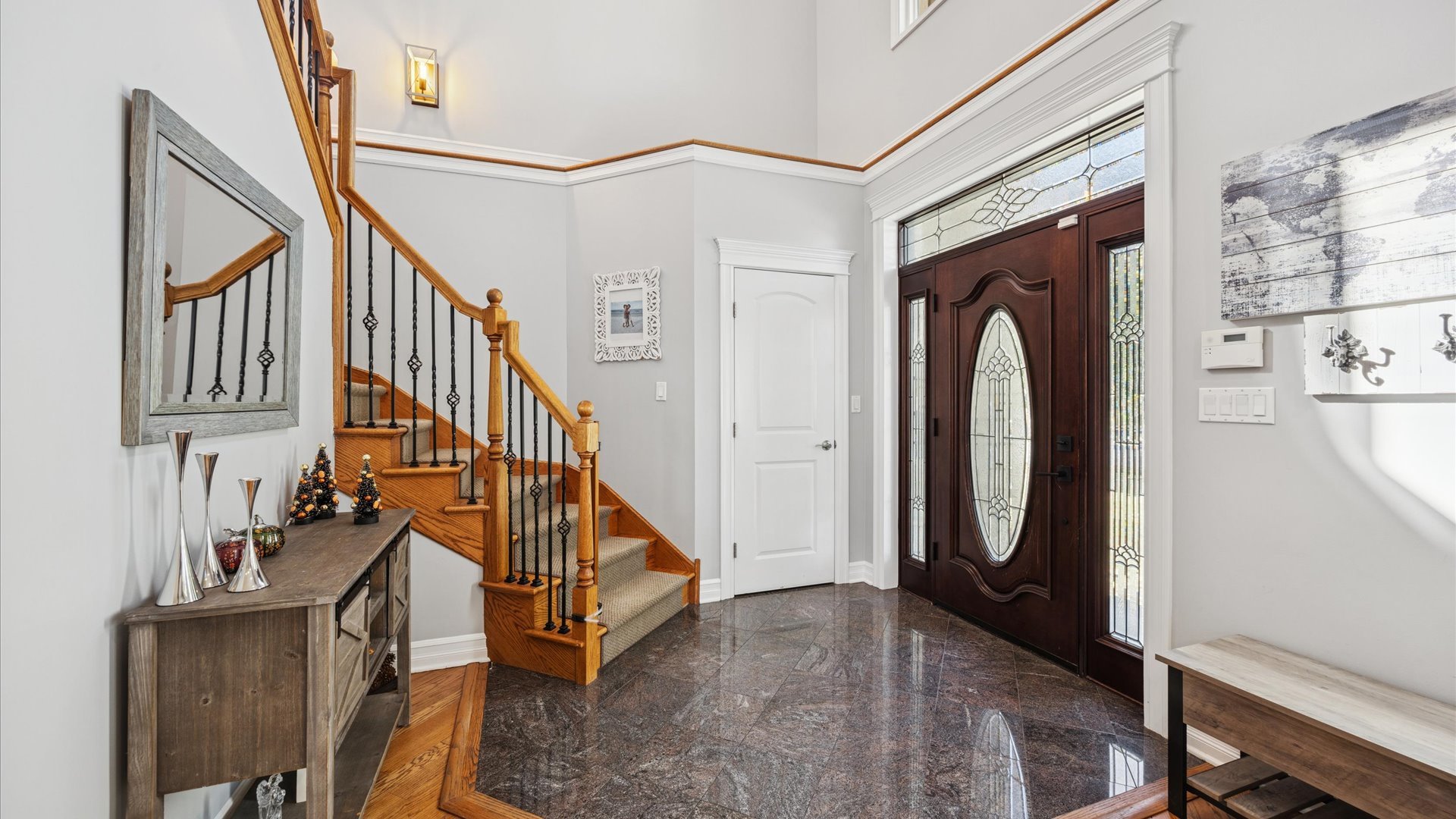 7221 N Octavia Avenue