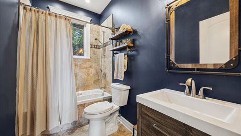 Tiny photo for 7221 N Octavia Avenue, Chicago, IL 60631 (MLS # 12506868)