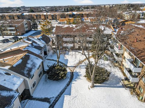 Tiny photo for 3000 Bayside Drive #202, Palatine, IL 60074 (MLS # 12558578)