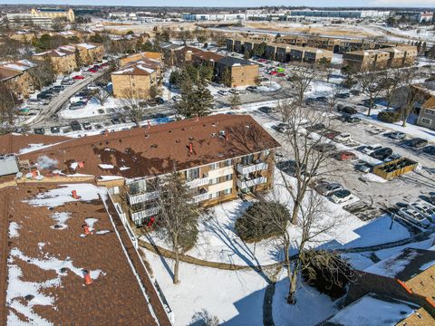 Tiny photo for 3000 Bayside Drive #202, Palatine, IL 60074 (MLS # 12558578)