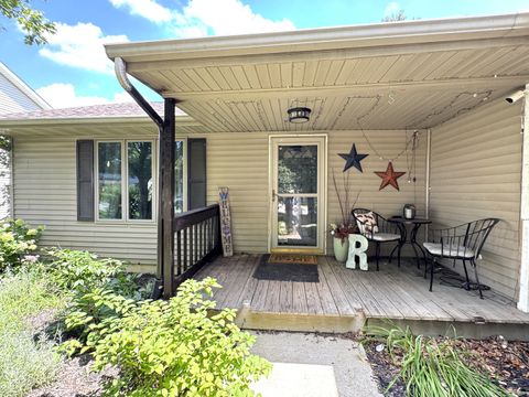 Tiny photo for 220 S Hossack Street, Seneca, IL 61360 (MLS # 12440477)