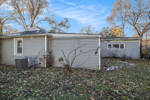 Tiny photo for 2036 THORNTON LANSING Road, Lansing, IL 60438 (MLS # 12517142)