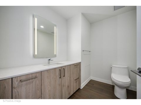 Tiny photo for 211 N Harbor Drive #TH01, Chicago, IL 60601 (MLS # 12667572)