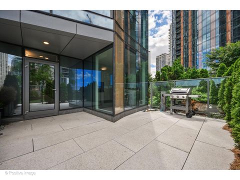 Tiny photo for 211 N Harbor Drive #TH01, Chicago, IL 60601 (MLS # 12667572)