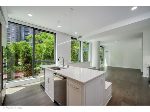 Tiny photo for 211 N Harbor Drive #TH01, Chicago, IL 60601 (MLS # 12667572)