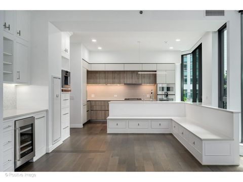 Tiny photo for 211 N Harbor Drive #TH01, Chicago, IL 60601 (MLS # 12667572)