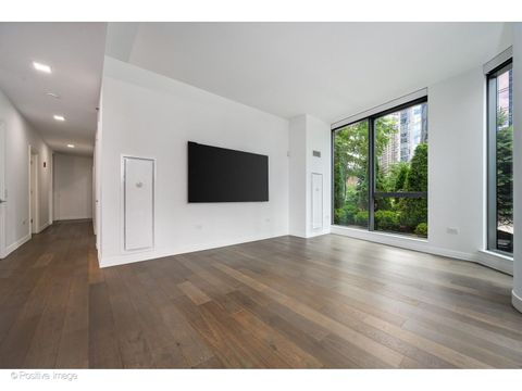 Tiny photo for 211 N Harbor Drive #TH01, Chicago, IL 60601 (MLS # 12667572)