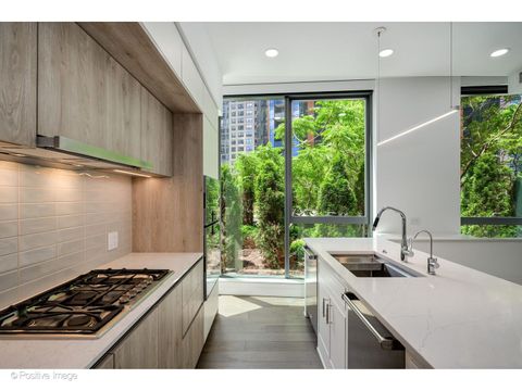 Tiny photo for 211 N Harbor Drive #TH01, Chicago, IL 60601 (MLS # 12667572)