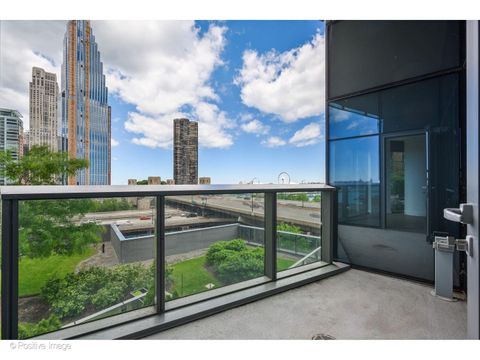 Tiny photo for 211 N Harbor Drive #TH01, Chicago, IL 60601 (MLS # 12667572)