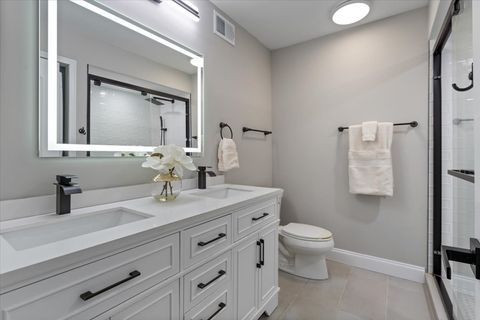 Tiny photo for 461 Clover Avenue, Lake Forest, IL 60045 (MLS # 12615805)