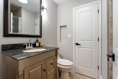 Tiny photo for 461 Clover Avenue, Lake Forest, IL 60045 (MLS # 12615805)