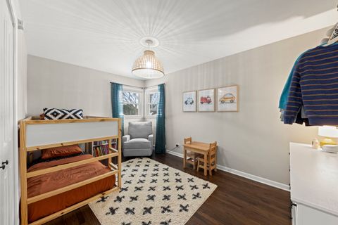 Tiny photo for 833 Parkside Drive, Wheaton, IL 60187 (MLS # 12558156)