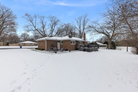 Tiny photo for 833 Parkside Drive, Wheaton, IL 60187 (MLS # 12558156)