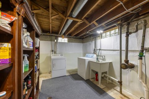 Tiny photo for 833 Parkside Drive, Wheaton, IL 60187 (MLS # 12558156)