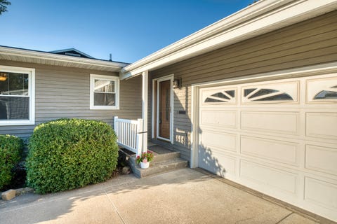 Tiny photo for 1029 N 13th Street, Clinton, IA 52732 (MLS # 12697066)
