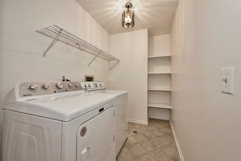 Tiny photo for 248 Willow Parkway, Buffalo Grove, IL 60089 (MLS # 12718610)