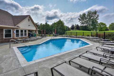 Tiny photo for 248 Willow Parkway, Buffalo Grove, IL 60089 (MLS # 12718610)