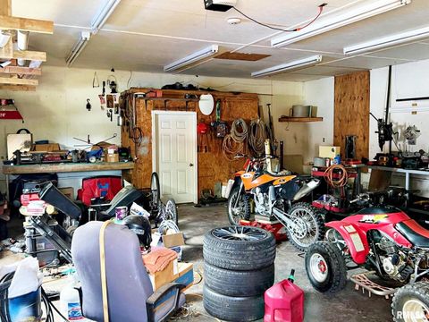 Tiny photo for 2516 STRAWBERRY Road, Metropolis, IL 62960 (MLS # EB459396)