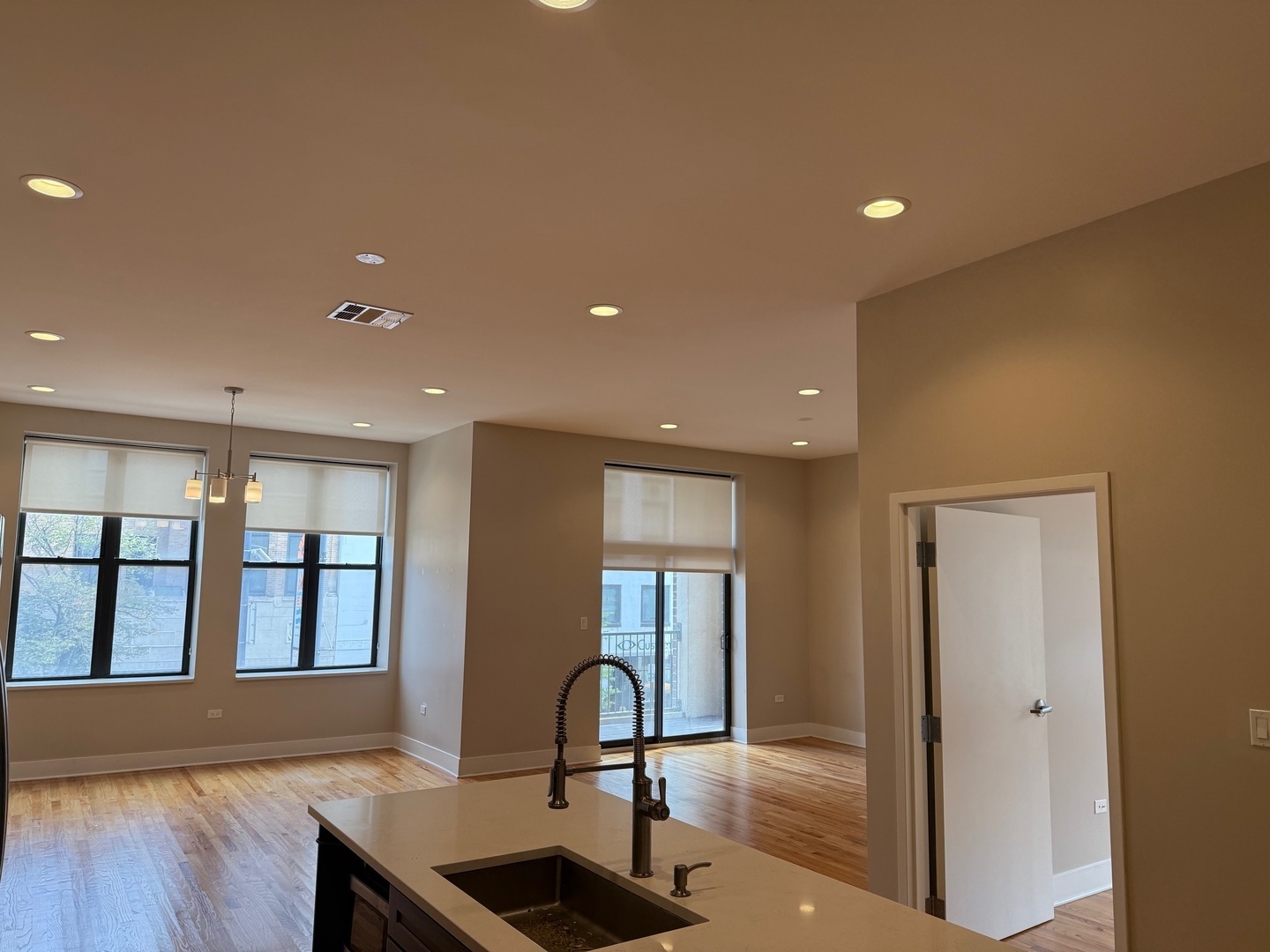 3122 N Broadway Street 200