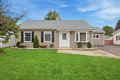 Photo of 512 Concord Avenue, Romeoville, IL 60446 (MLS # 12764253)