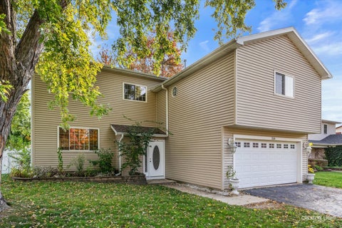 Tiny photo for 310 Drake Avenue, Bolingbrook, IL 60490 (MLS # 12795009)