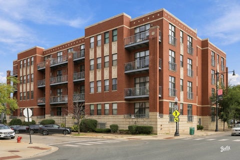 Photo of 4011 N Francisco Avenue #111, Chicago, IL 60618 (MLS # 12766906)