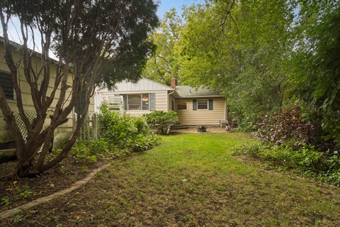 Tiny photo for 139 N Hager Avenue, Barrington, IL 60010 (MLS # 12791127)