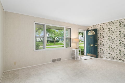 Tiny photo for 139 N Hager Avenue, Barrington, IL 60010 (MLS # 12791127)