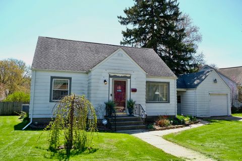 Photo of 1804 E Gate Parkway, Rockford, IL 61108 (MLS # 12624399)