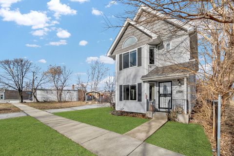 Tiny photo for 6120 W 98th Street, Oak Lawn, IL 60453 (MLS # 12552212)