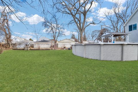 Tiny photo for 6120 W 98th Street, Oak Lawn, IL 60453 (MLS # 12552212)