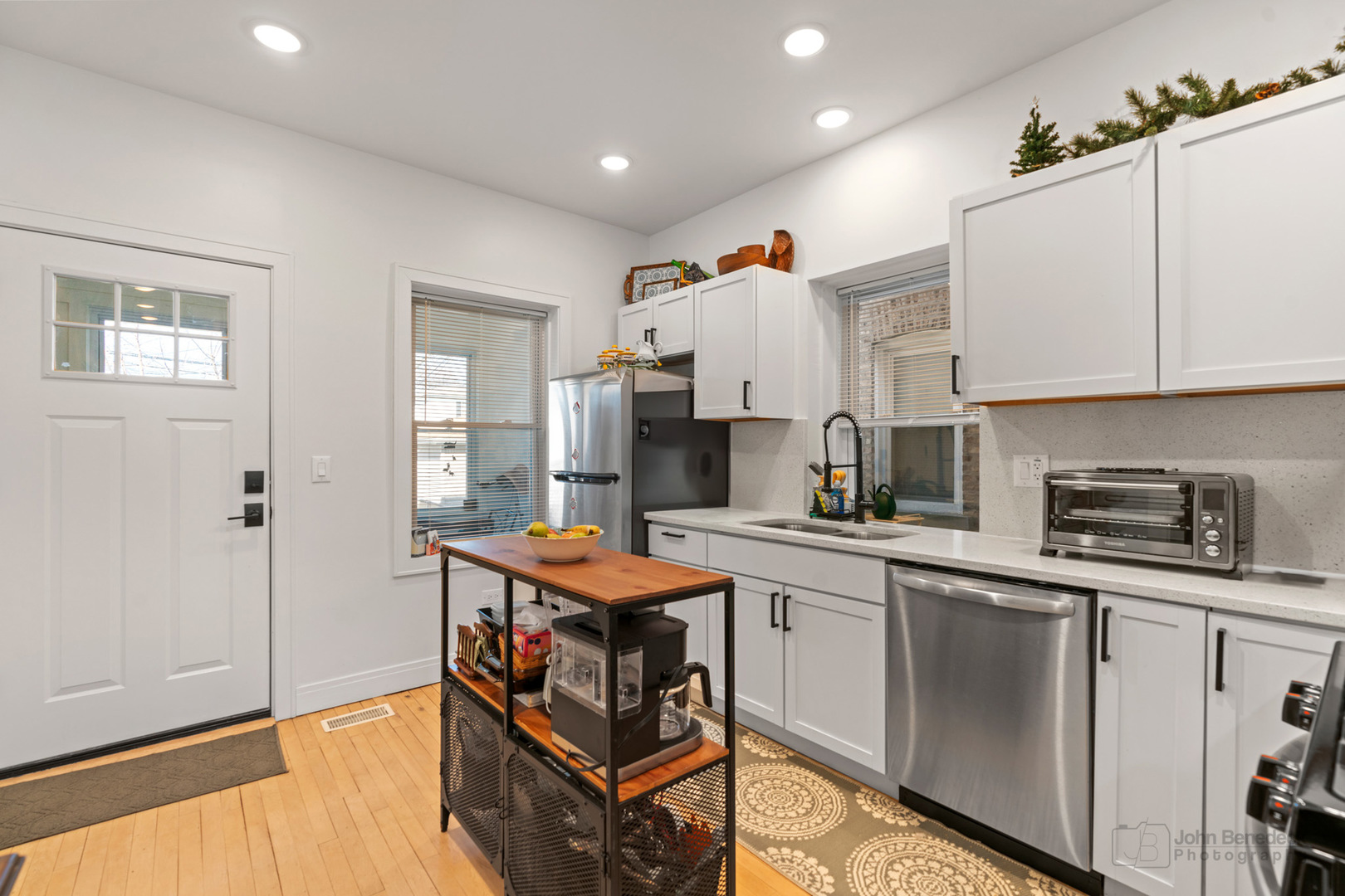 2836 W 40th Street