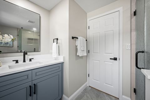 Tiny photo for 1152 Aberdeen Lane, Mundelein, IL 60060 (MLS # 12490895)