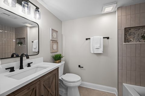 Tiny photo for 1152 Aberdeen Lane, Mundelein, IL 60060 (MLS # 12490895)